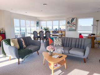 Birkenhead Pt -Seaview 3Bed3Bath - 4