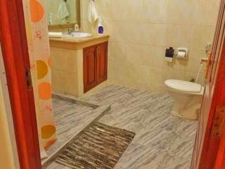 Oceanline Royal Apartments, links road - Mombasa - 8