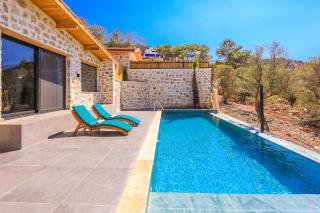 Romantic 1BR Pool Villa in Nature - Kalkan - 3