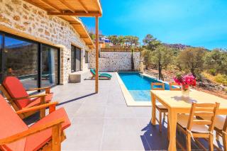Romantic 1BR Pool Villa in Nature - Kalkan - 2