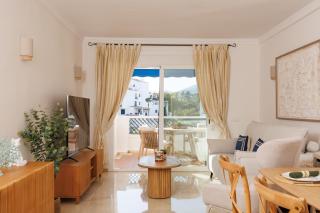 MARBELLA BANUS SUITES - Terrazas de Banus Garden Views - 8