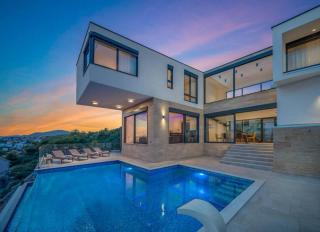View house Okrug with pool - Trogir - 0