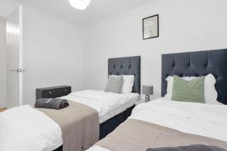 Free Parking - Sleeps 6 - 2 Bedrooms - Newly Renovated - Greenock - 6
