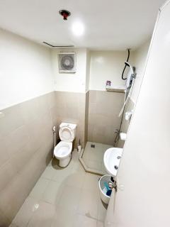 MC suites 2 Bedrooms condotel Staycation Davao City, Near davao airport SMX Sm lanang, Near Samal, Abreeza,Dusit, Azuela cove, sasa port, walking distance to sasa wharf - Davao City - 5
