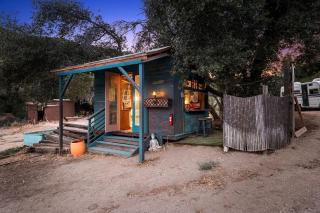 Eclectic Cabin in Palmdale, for Great Glamping Vacations in California - Palmdale - 0