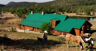 Spacious Getaway for Groups near Theodore Roosevelt Lake in Arizona - Young - 9