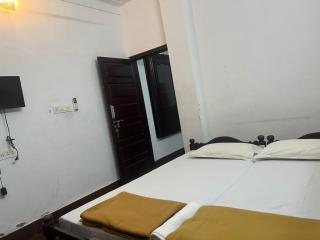Krishna Gopuram Lodge - Guruvāyūr - 0