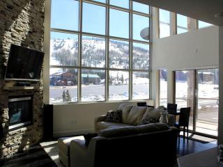 Stunning Ski Vacation Rental with Views of the Slopes in Brian Head, Utah - Brian Head - 0