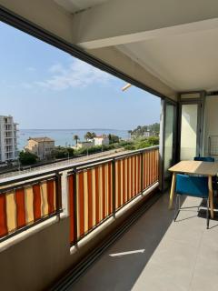 Superbe appartement vue mer garage privatif ferme - Golfe-Juan - 2