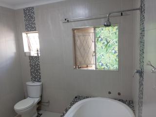 TRIANGLE STARS Guest House - Kempton Park - 5
