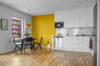 Arty Design Stay Sunny Balcony Close to ocean - Limhamn - 0
