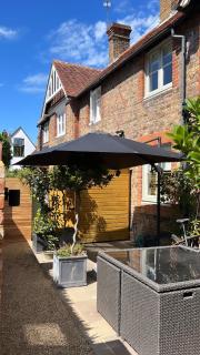 Stunning Cottage with views of Windsor Castle - 6