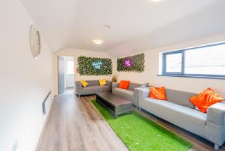 Modern Design Studio Apartment - Cardiff - 8