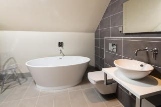 The Chequers Inn - Beaconsfield - 1