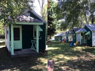 Adorable Two-Person Cabin Rental next to Schroon Lake, New York - Schroon Lake - 7