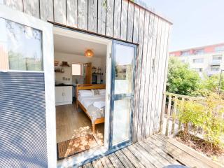 Dolores Suite EcoPod Treehouse in the city centre - Bristol - 1