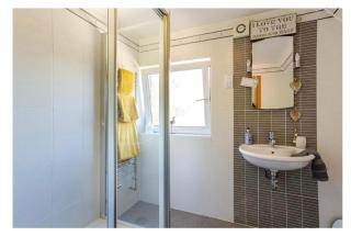 Sleeps10 18-Parking-Garden-Pool-HotTub-Balcony - Eastbourne - 2