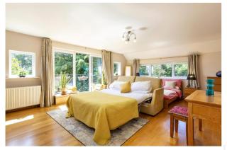 Sleeps10 18-Parking-Garden-Pool-HotTub-Balcony - Eastbourne - 1