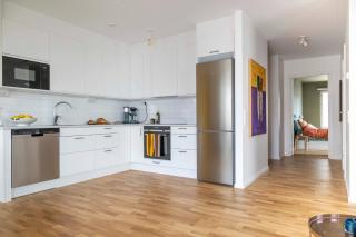 Arty Design Stay | Sunny Balcony | Close to ocean - Malmö - 2