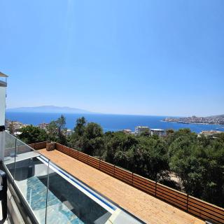 Blue Horizon And Seaside Serenity - Sarandë - 8