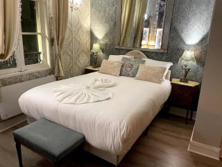 studio Bridgerton Chronicle - Troyes - 4