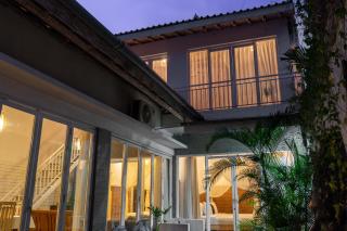 Private-Pool Family Villa near Canggu Beach - Tumbak Bayuh - 7
