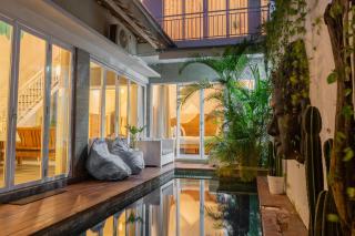 Private-Pool Family Villa near Canggu Beach - Tumbak Bayuh - 4