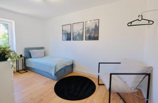 Apartment Pietsch - 6 Personen-3 Schlafzimmer- Boxspringbetten- Smart TV- Balkon- Zentral - Celle - 2