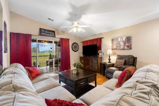 Home on the Golf Range - Holiday Hills Branson Golf Resort Outdoor Pools - 8