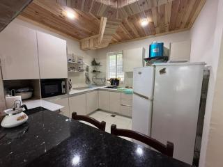 Haven Lodge Bhurban, 3BR Entire Home with Lawn - Bhurban - 5