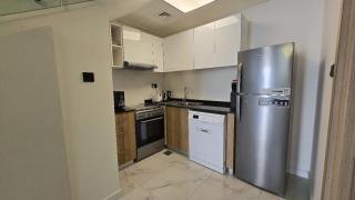 Stylish 1BR Loft TH in Rukan - 5