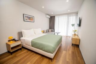 Blue Sky Apart-Hotel Batumi - 0