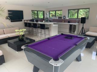 Hewarts Barn, Brand New Property, 1 Mile From The Beach, 15 Minutes From All Goodwood Events - Bognor Regis - 6