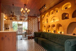The Shaurn Hotel & Resort - 9
