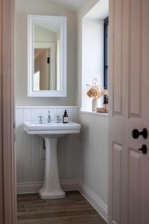 Bright open plan living - Bath - Free Parking - 3