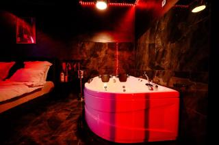 Bucharest love room jacuzzi - Bucharest - 7