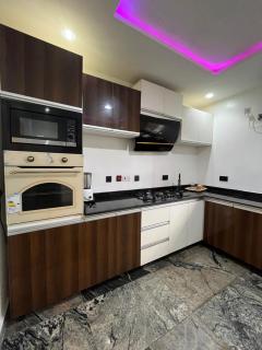 4 Bedroom Apartment In Oluyole - Ibadan - 6