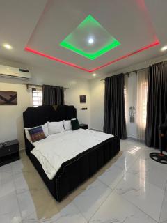 4 Bedroom Apartment In Oluyole - Ibadan - 5