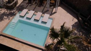 Numi Suites - 4