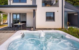 Villa Nada sea view&whirpool island Krk by Villas - 7