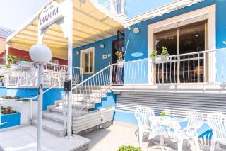 Hotel Lariana - 1