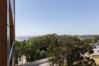 Spacious 1BR with Parking in Quiet Area - Vila Nova de Gaia - 9
