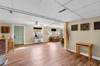 Charming Pet-Friendly Retreat in East Ridge - 2
