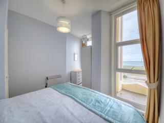 Apartment 2 - 1 Bedroom Sea Front-Sea Views-Free Parking - Paignton - 7