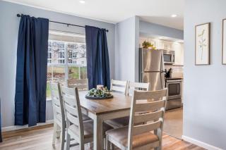 Brookside Haven - Gorgeous Private Community - 2