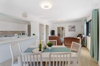 3 bedrooms with views - 5