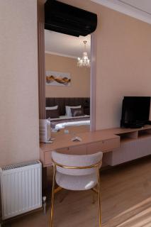 Hotel Palace Ukraine - 2