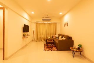 Breezy, Bright, Upper Floor 2bhk nr BKC & Airport - 9