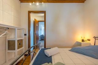 ROMANTIC COMO HIDEAWAY with private parking - 4