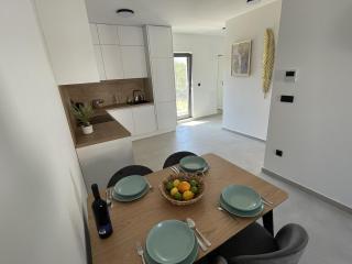 Sea Slatine I - Modern apartment with pool - 30 meters from the beach - 5